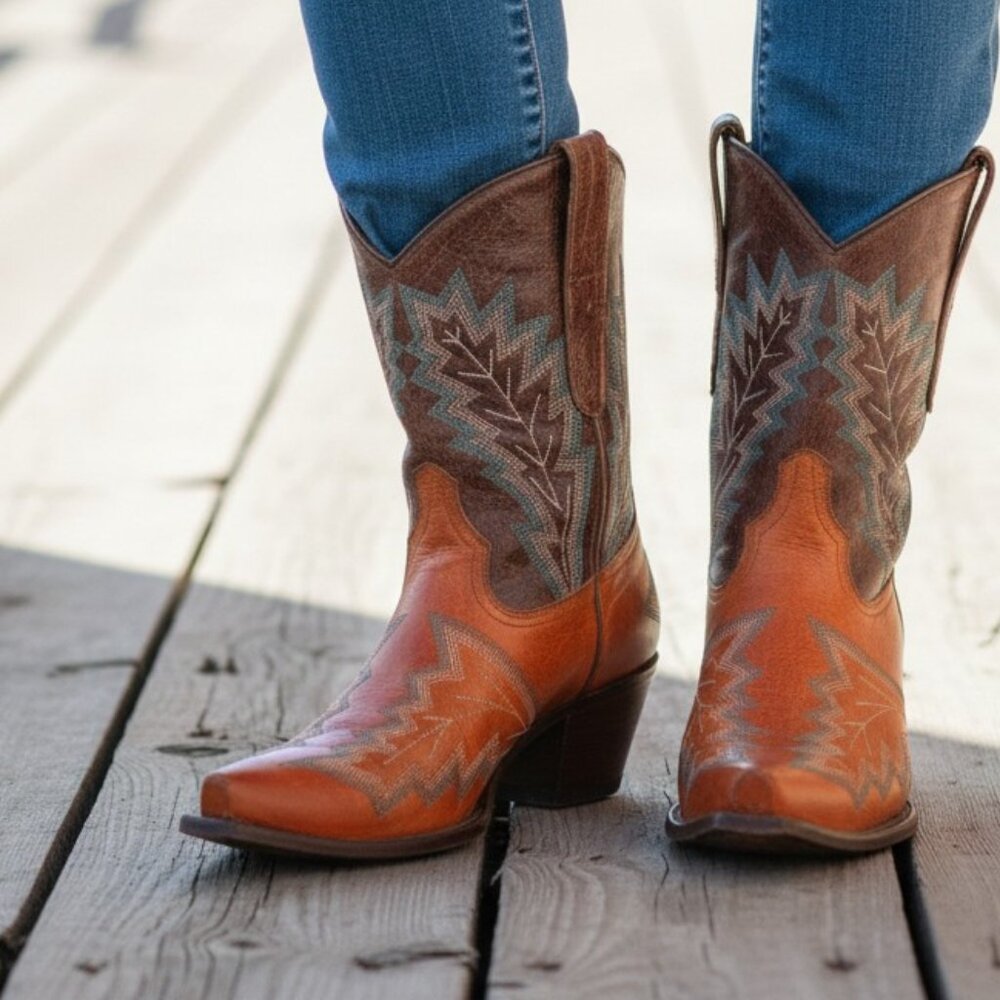 $525 RARE Frye Cognac Brown Real Leather Floral Embroidered Pull On Cowboy Boot - Picture 14 of 14